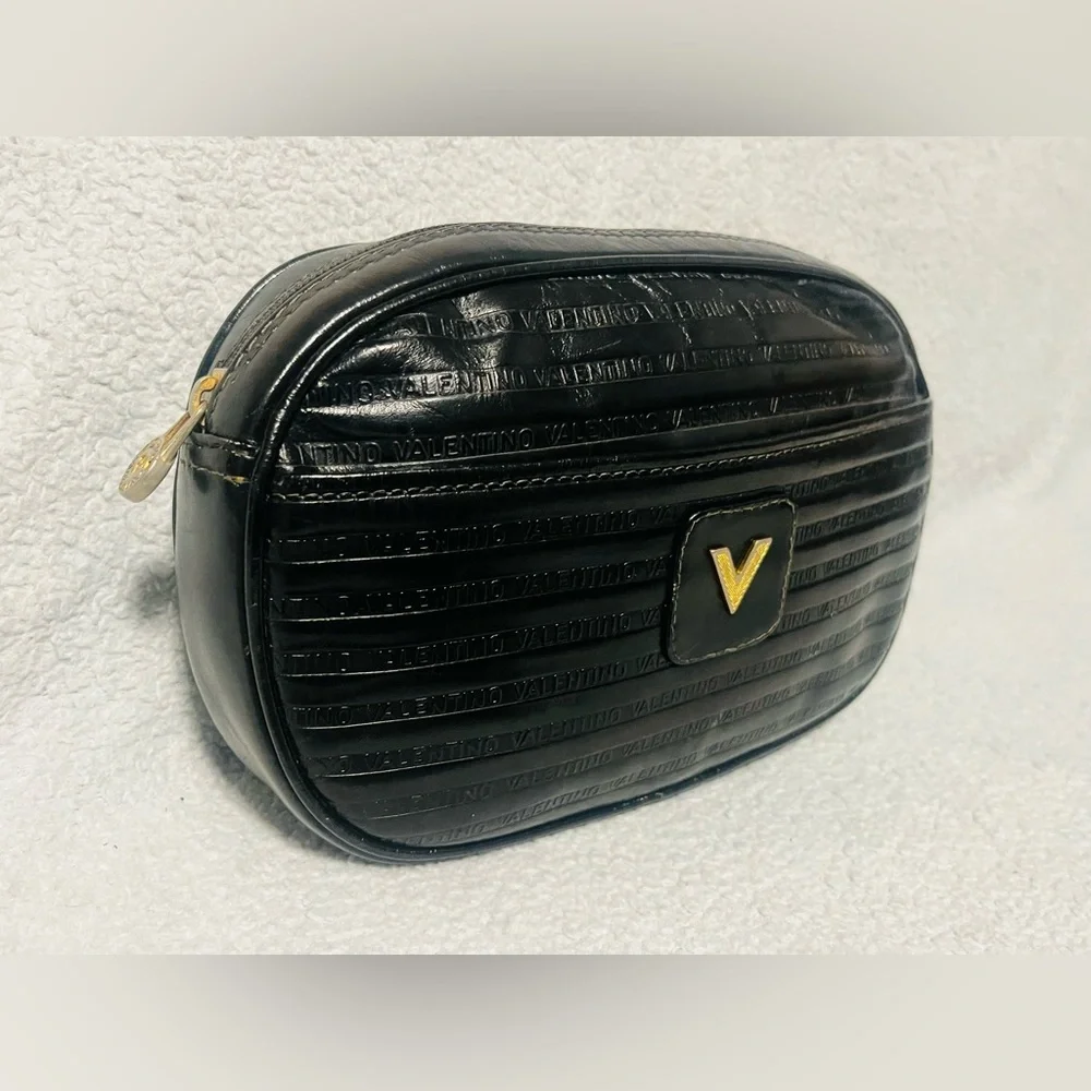Mario Valentino Monogram Black Clutch - Picture 2 of 15